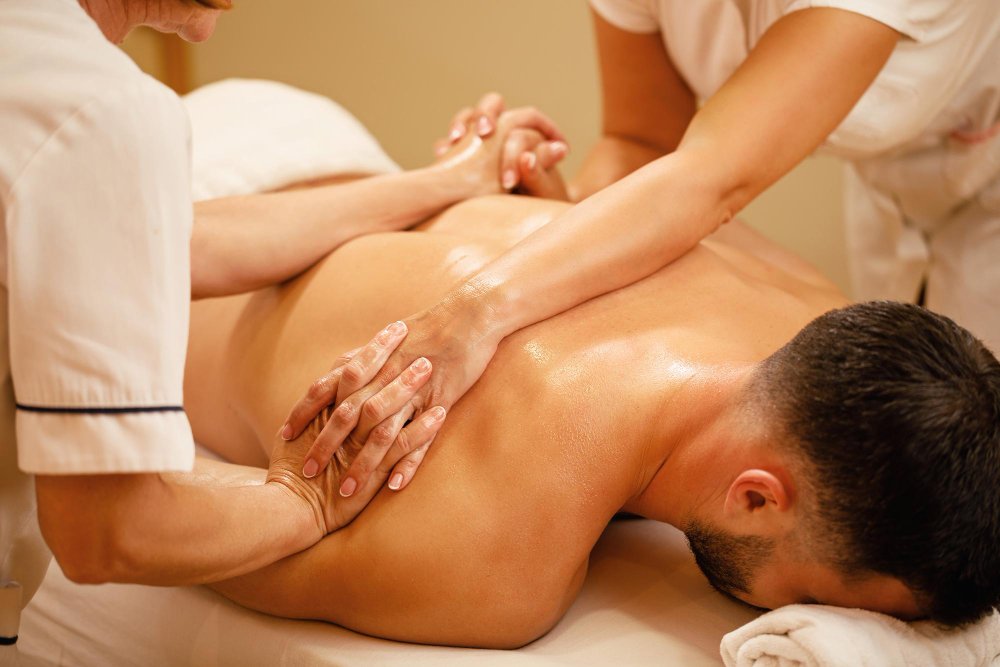 4 Hand Massage